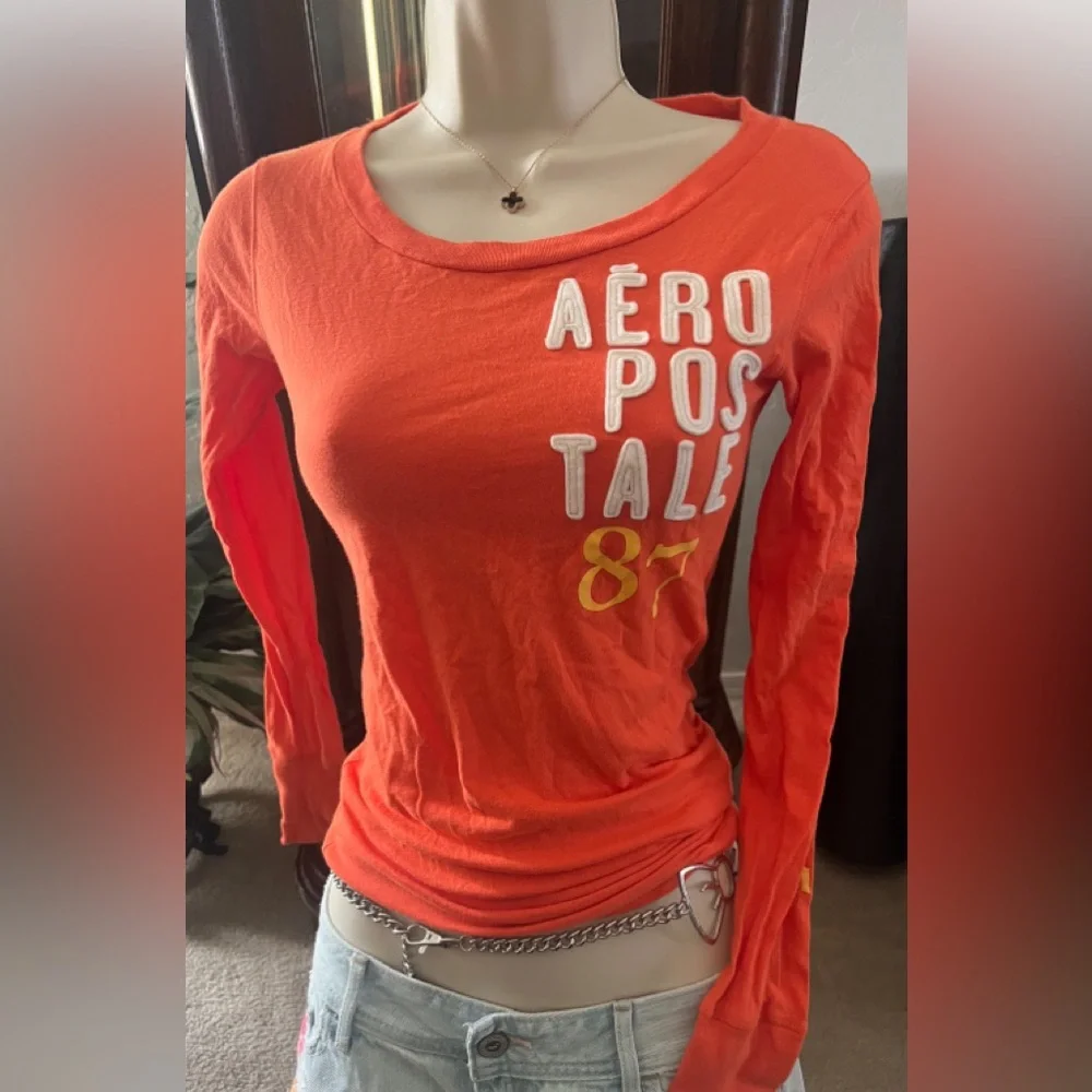 Y2K Aeropostale embroidery logo graphic tee long sleeve - Picture 2 of 10
